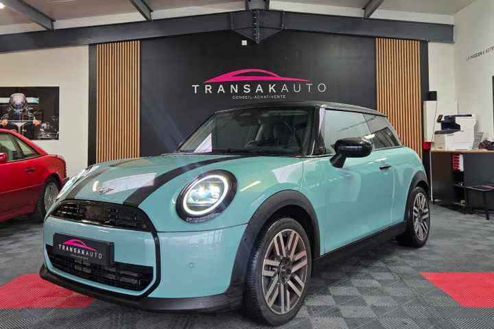 MINI  COOPER C (F66)