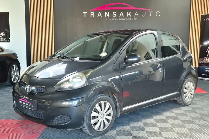 TOYOTA AYGO