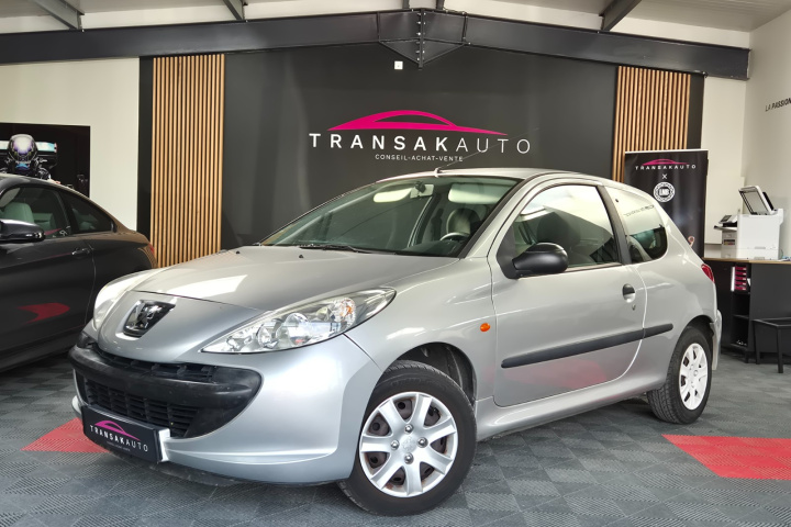 PEUGEOT 206+