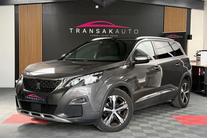 PEUGEOT 5008