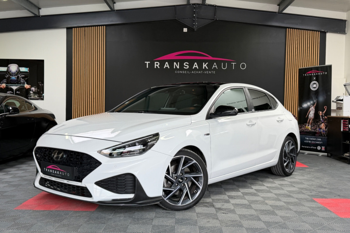 HYUNDAI I30 FASTBACK