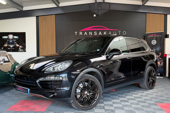 PORSCHE CAYENNE
