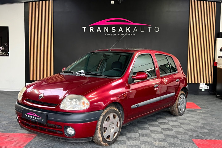 RENAULT CLIO