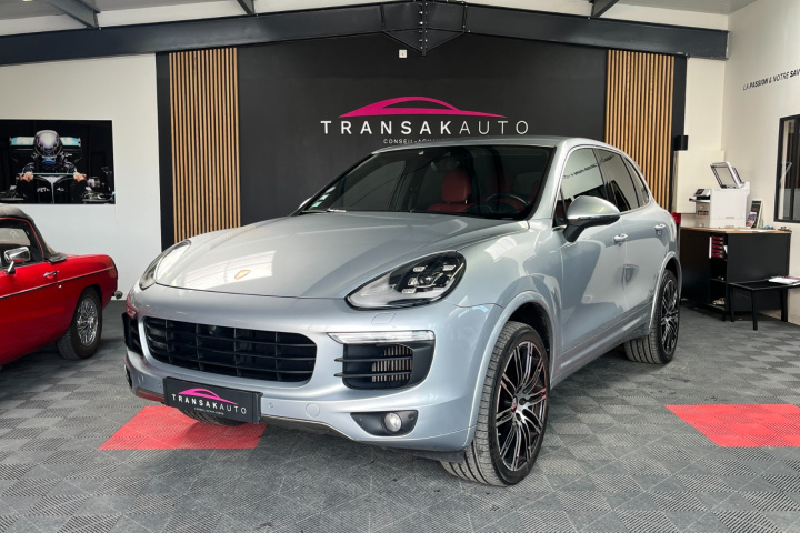 PORSCHE CAYENNE