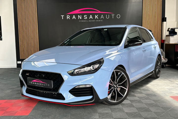 HYUNDAI i30