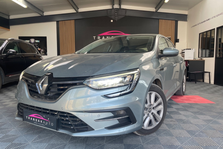 RENAULT MEGANE IV BERLINE