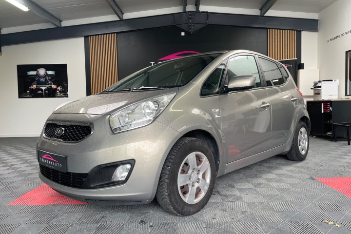 KIA VENGA