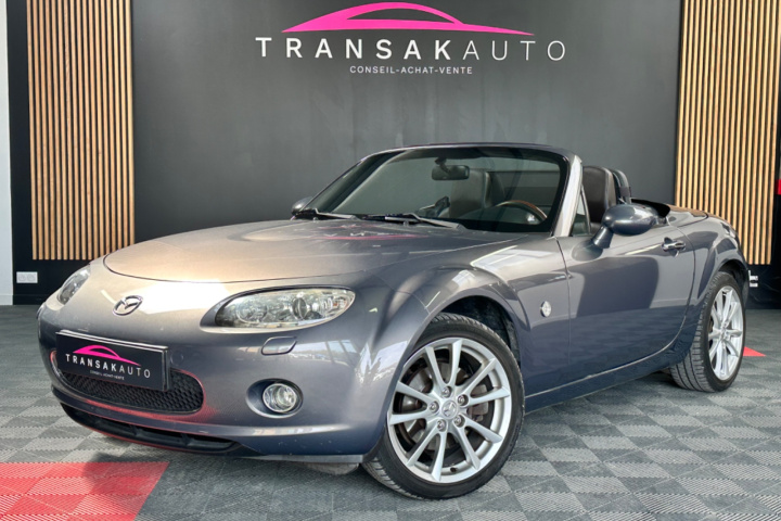 MAZDA MX-5 ROADSTER COUPE
